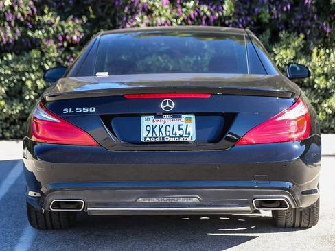 Used 2013 Mercedes-Benz SL 550 image 5