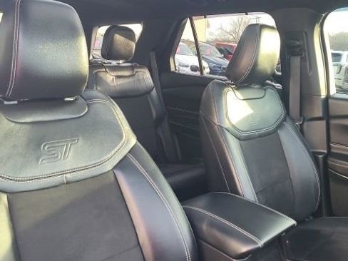 Used 2022 Ford Explorer ST w/ ST Street Pack AWD/4WD image 28