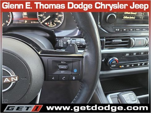 Used 2022 Nissan Pathfinder SL image 18