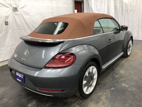 Used 2019 Volkswagen Beetle 2.0T Final Edition SEL image 5