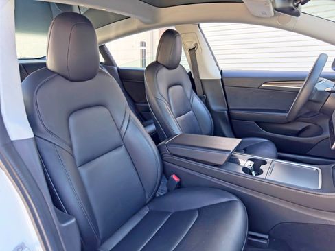 Used 2021 Tesla Model 3 Standard Range Plus RWD image 37