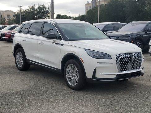 New 2025 Lincoln Corsair FWD image 6