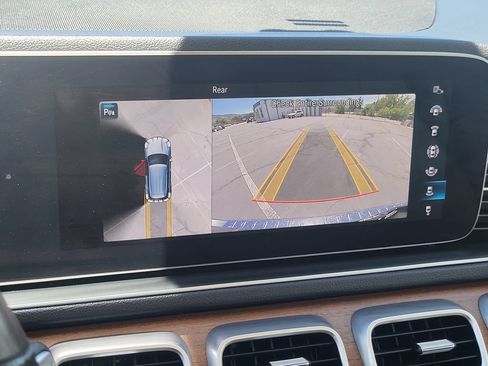 Used 2022 Mercedes-Benz GLE 350 4MATIC image 24