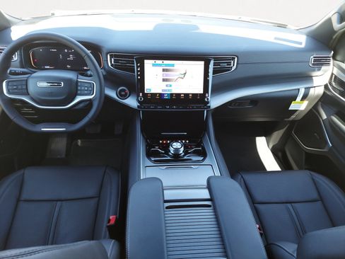 New 2026 Jeep Grand Wagoneer L Limited AWD/4WD image 3