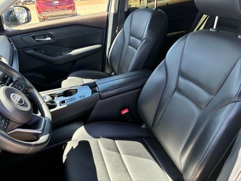 Certified 2023 Nissan Rogue SL w/ SL Premium Package FWD image 12