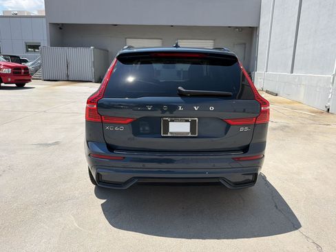 Used 2024 Volvo XC60 B5 Ultimate w/ Protection Package Premier AWD/4WD image 10