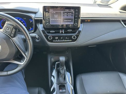 Used 2022 Toyota Corolla XSE image 10