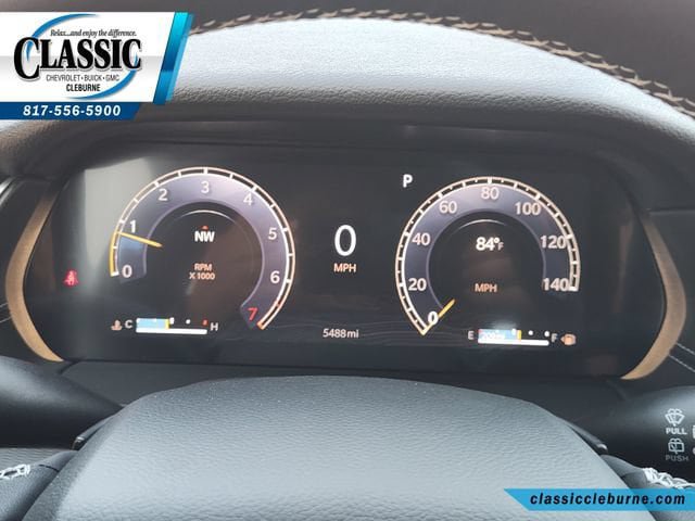 Used 2025 Jeep Grand Cherokee Altitude RWD image 17