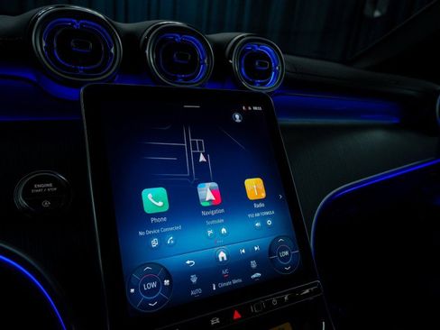 Certified 2026 Mercedes-Benz GLC 300 image 27