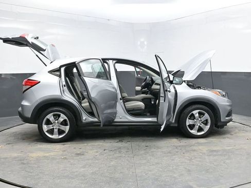 Used 2022 Honda HR-V LX image 32