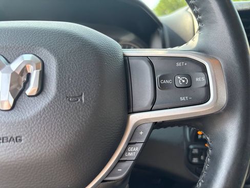 Used 2020 RAM 1500 Big Horn AWD/4WD image 33