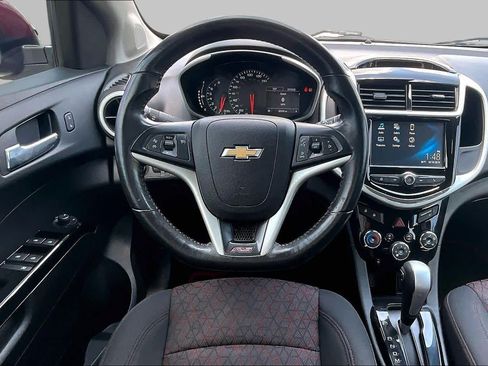 Used 2017 Chevrolet Sonic LT w/ Convenience Package FWD image 6