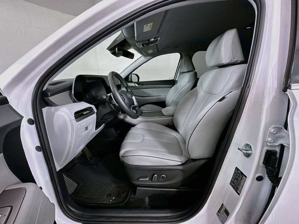 Used 2025 Hyundai Palisade SEL FWD image 21