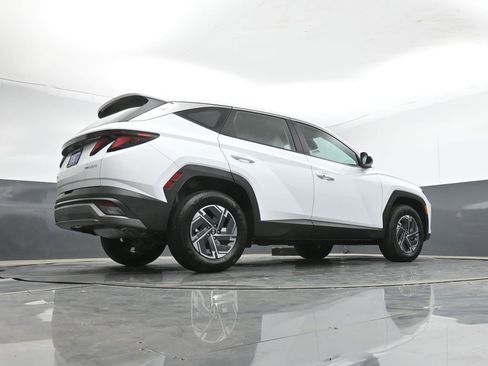 New 2026 Hyundai Tucson Blue SE image 13