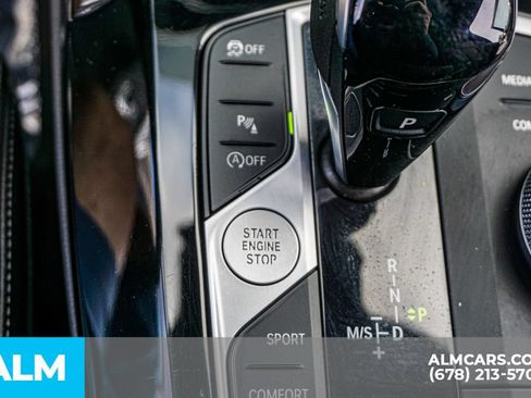 Used 2025 BMW X4 xDrive30i AWD/4WD image 43