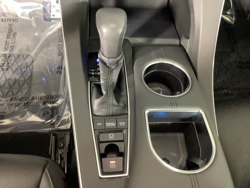 Used 2021 Toyota Avalon Touring image 28