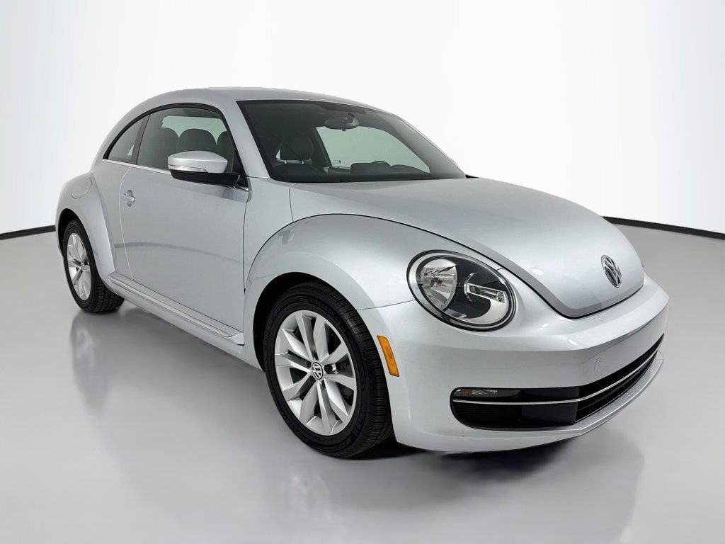 Used 2014 Volkswagen Beetle TDI FWD image 1
