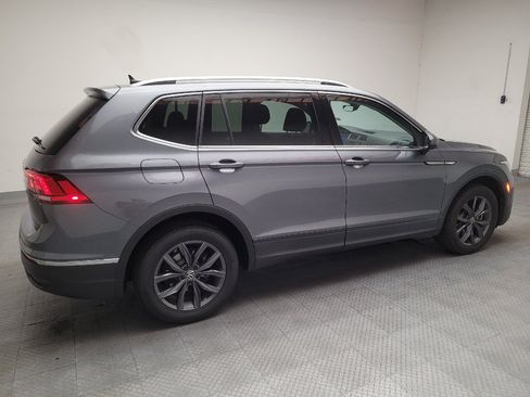 Used 2022 Volkswagen Tiguan SE FWD image 10