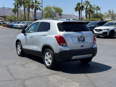 Used 2016 Chevrolet Trax LT w/ LT Convenience Package FWD image 6