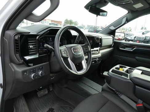 Certified 2024 GMC Sierra 1500 Elevation image 24