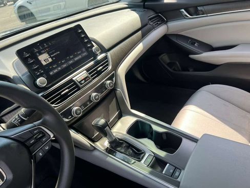 Used 2020 Honda Accord EX image 21