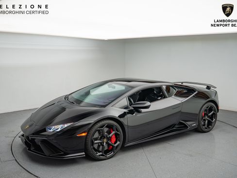 Used 2023 Lamborghini Huracan Tecnica image 11