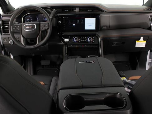 New 2026 GMC Sierra 2500 AT4 w/ AT4 Premium Plus Package AWD/4WD image 13