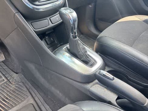 Used 2014 Buick Encore Convenience FWD image 16