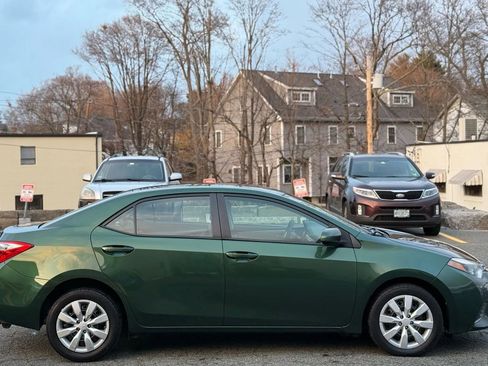 Used 2016 Toyota Corolla LE image 8