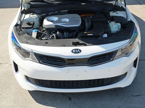 Used 2018 Kia Optima EX image 7