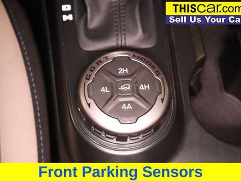 Used 2024 Ford Bronco Wildtrak image 19