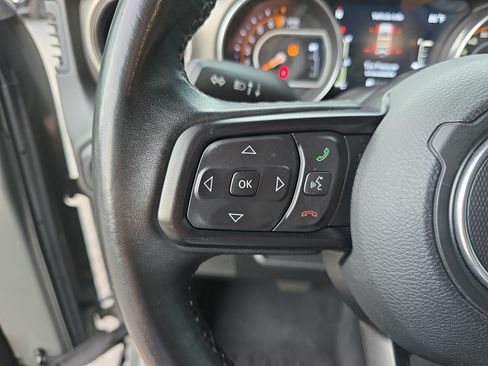 Used 2020 Jeep Wrangler Sport AWD/4WD image 16