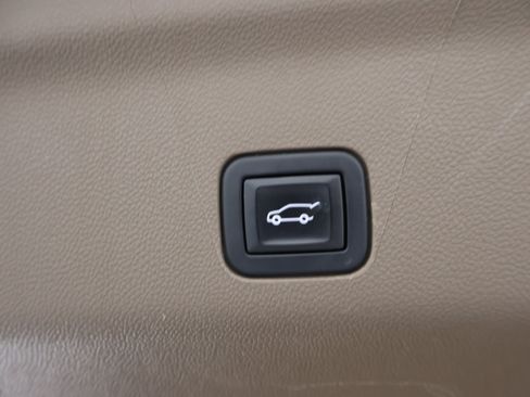 Used 2022 GMC Yukon XL Denali w/ Max Trailering Package AWD/4WD image 35