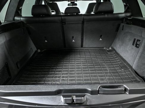 Used 2017 BMW X5 M image 13