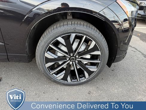 New 2026 Volvo XC60 B5 Ultra w/ Protection Package Premier AWD/4WD image 10