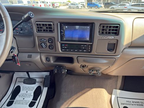 Used 2003 Ford Excursion Limited AWD/4WD image 16