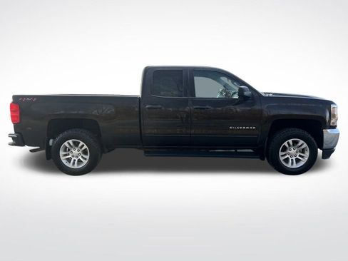 Used 2018 Chevrolet Silverado 1500 LT w/ All Star Edition image 19