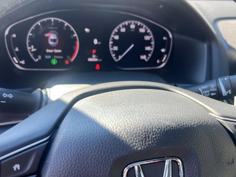 Used 2022 Honda Accord Sport image 6