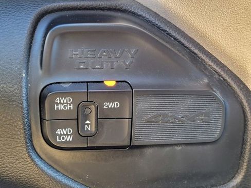 Used 2024 RAM 2500 Laramie AWD/4WD image 19