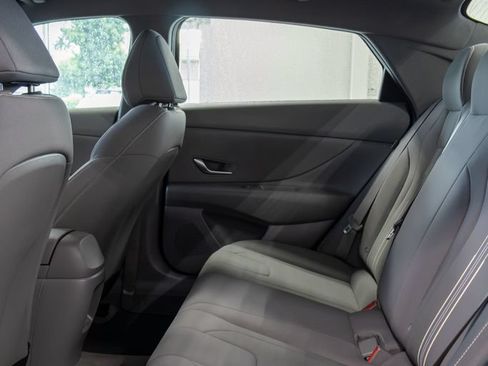 Used 2024 Hyundai Elantra SEL FWD image 14