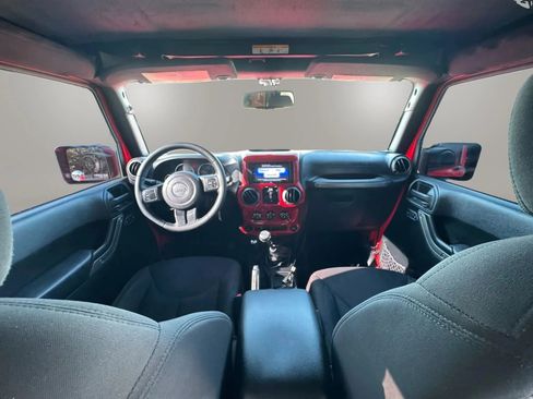 Used 2015 Jeep Wrangler Unlimited Sport w/ Dual Top Group AWD/4WD image 14