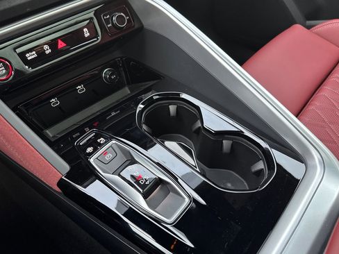 New 2025 Audi SQ5 Premium Plus image 19