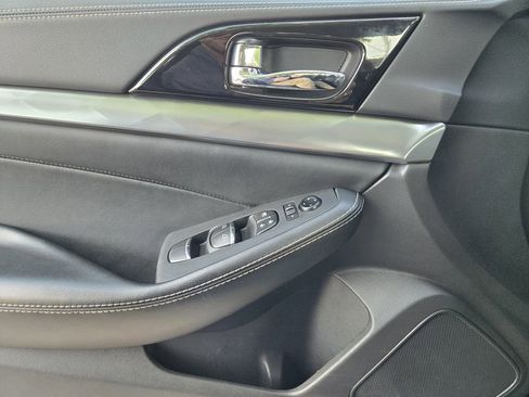 Used 2023 Nissan Maxima SV w/ Floor Mat Group FWD image 15