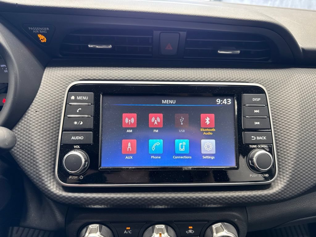 Used 2025 Nissan Kicks Play S FWD image 13