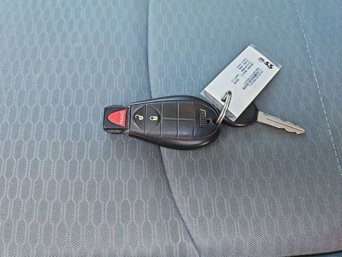 Used 2014 RAM 2500 Tradesman w/ Popular Equipment Group image 27