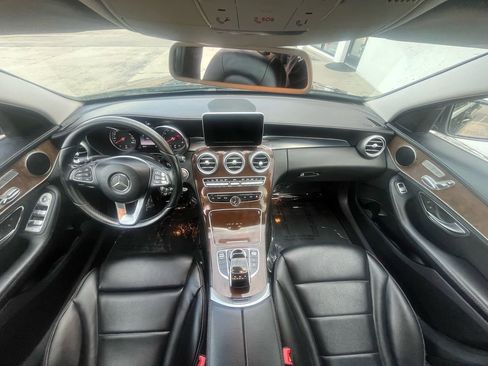 Used 2015 Mercedes-Benz C 300 4MATIC Sedan image 24