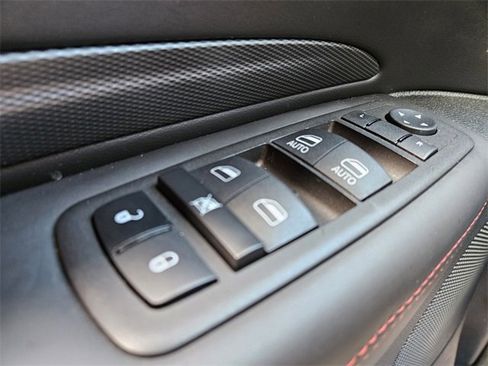 Used 2023 Dodge Durango GT image 31