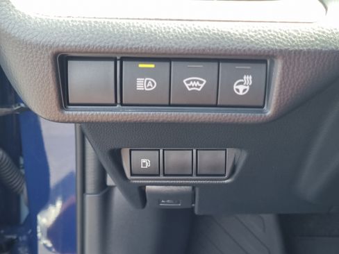 Used 2026 Toyota Prius XLE FWD image 22