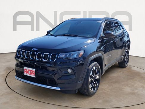 Used 2023 Jeep Compass Limited image 9