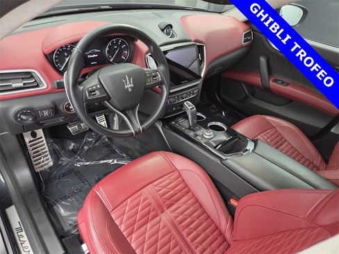 Used 2023 Maserati Ghibli Trofeo image 23
